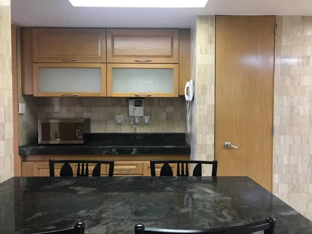 CASA EN VENTA O RENTA EN BOSQUES DE LAS LOMAS