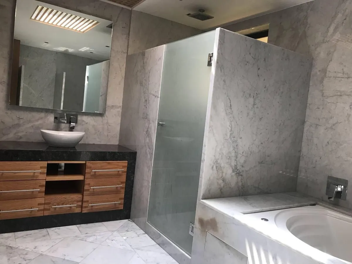 CASA EN VENTA O RENTA EN BOSQUES DE LAS LOMAS