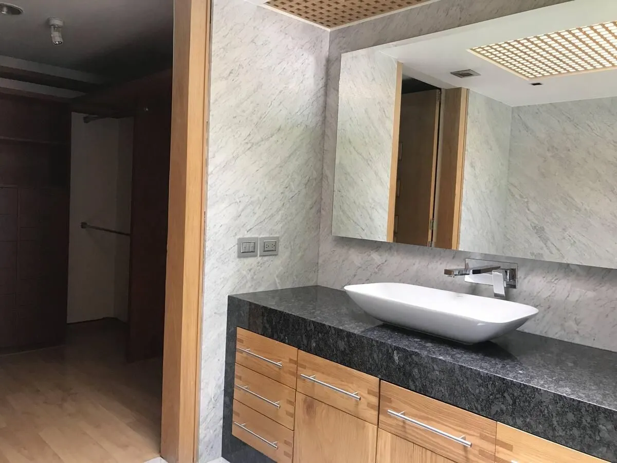 CASA EN VENTA O RENTA EN BOSQUES DE LAS LOMAS