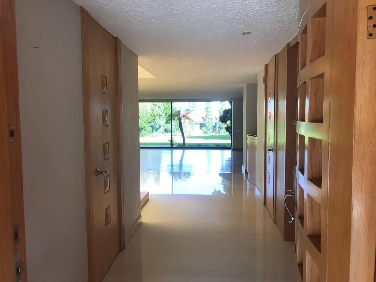 CASA EN VENTA O RENTA EN BOSQUES DE LAS LOMAS