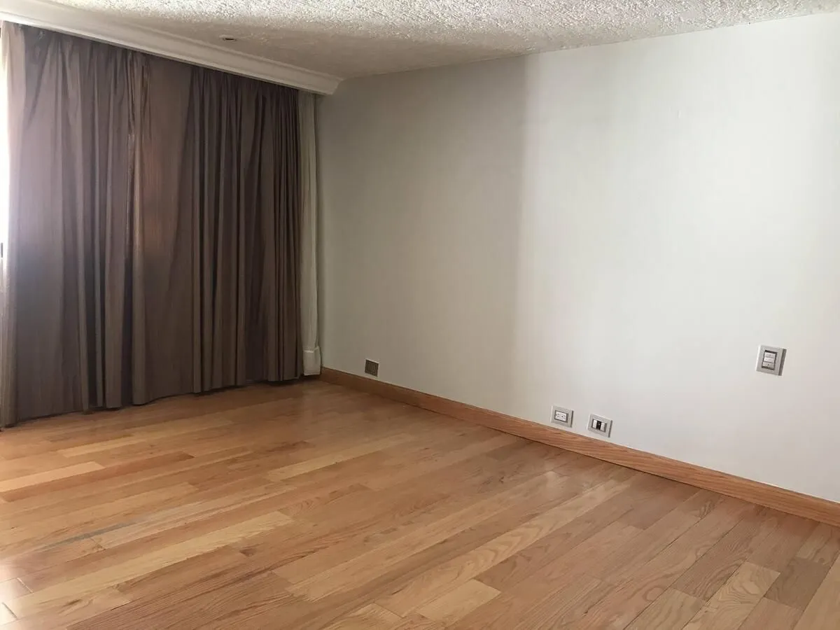 CASA EN VENTA O RENTA EN BOSQUES DE LAS LOMAS