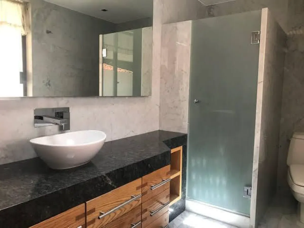 CASA EN VENTA O RENTA EN BOSQUES DE LAS LOMAS