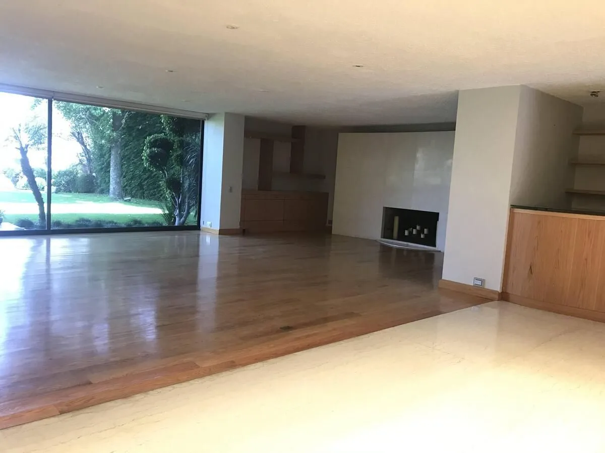 CASA EN VENTA O RENTA EN BOSQUES DE LAS LOMAS