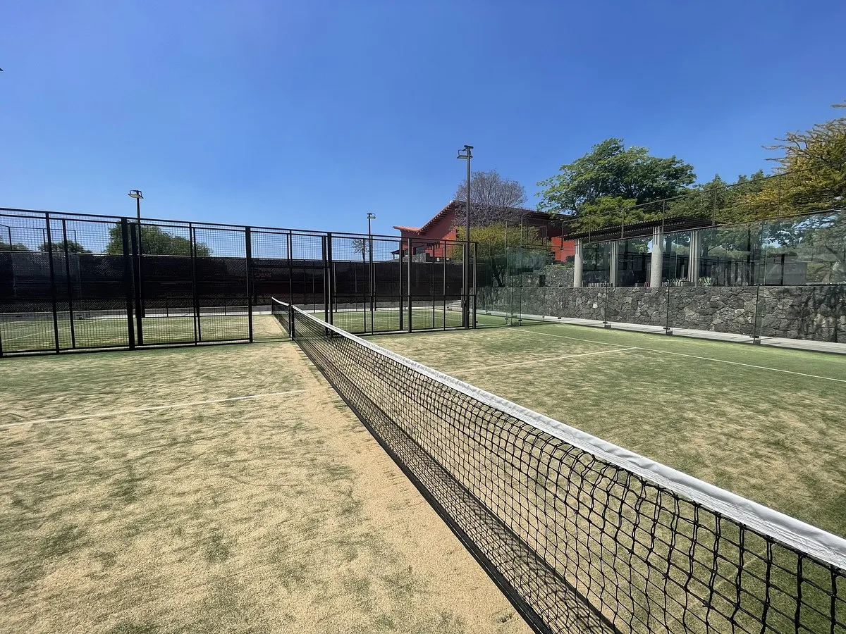 2 Terrenos Juntos en Amanali Country Club & Náutica - Cancha de tenis